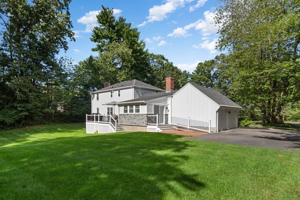 24 Edgemere Rd
