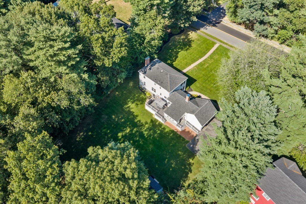 24 Edgemere Rd