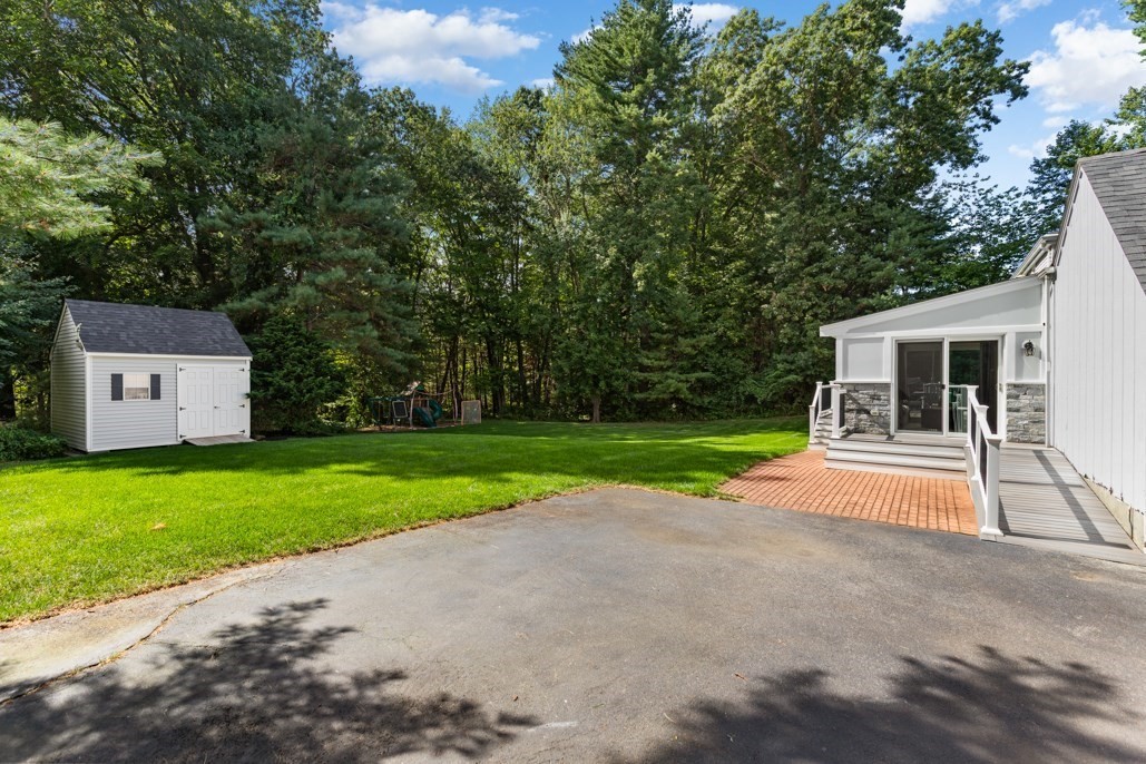 24 Edgemere Rd