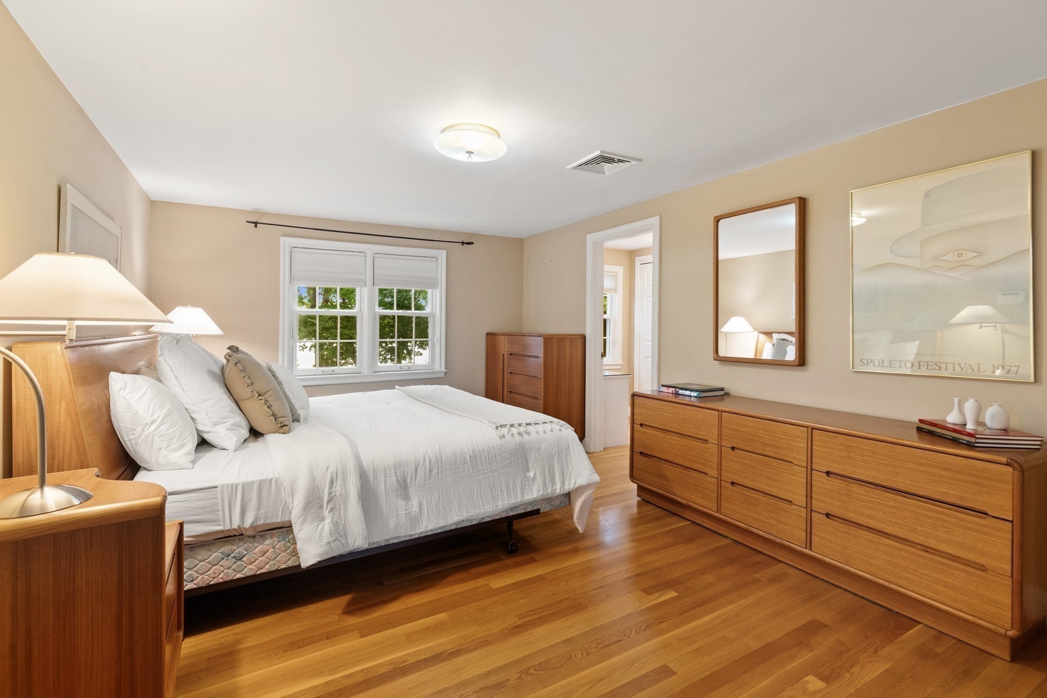 48 Locksley Rd