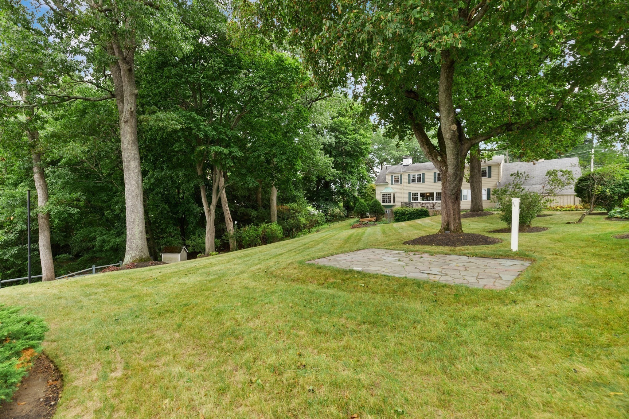 48 Locksley Rd