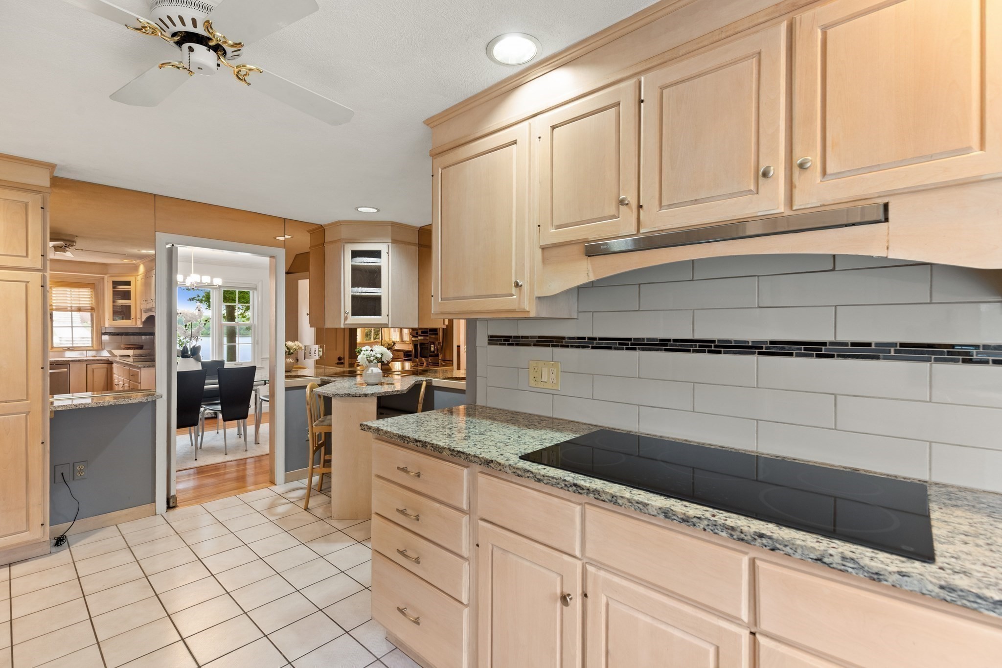 48 Locksley Rd