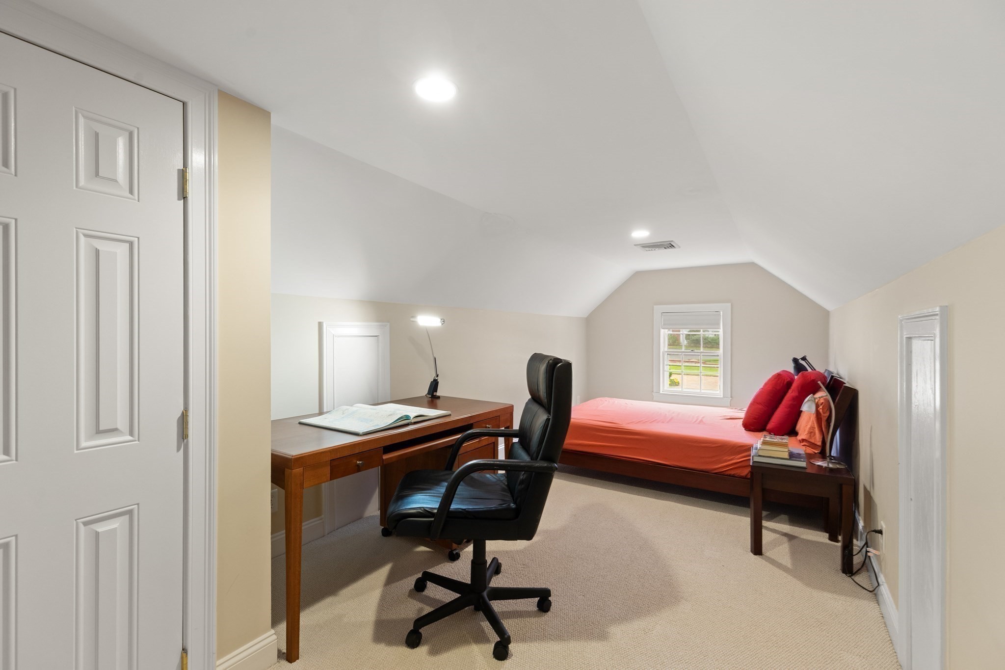 48 Locksley Rd