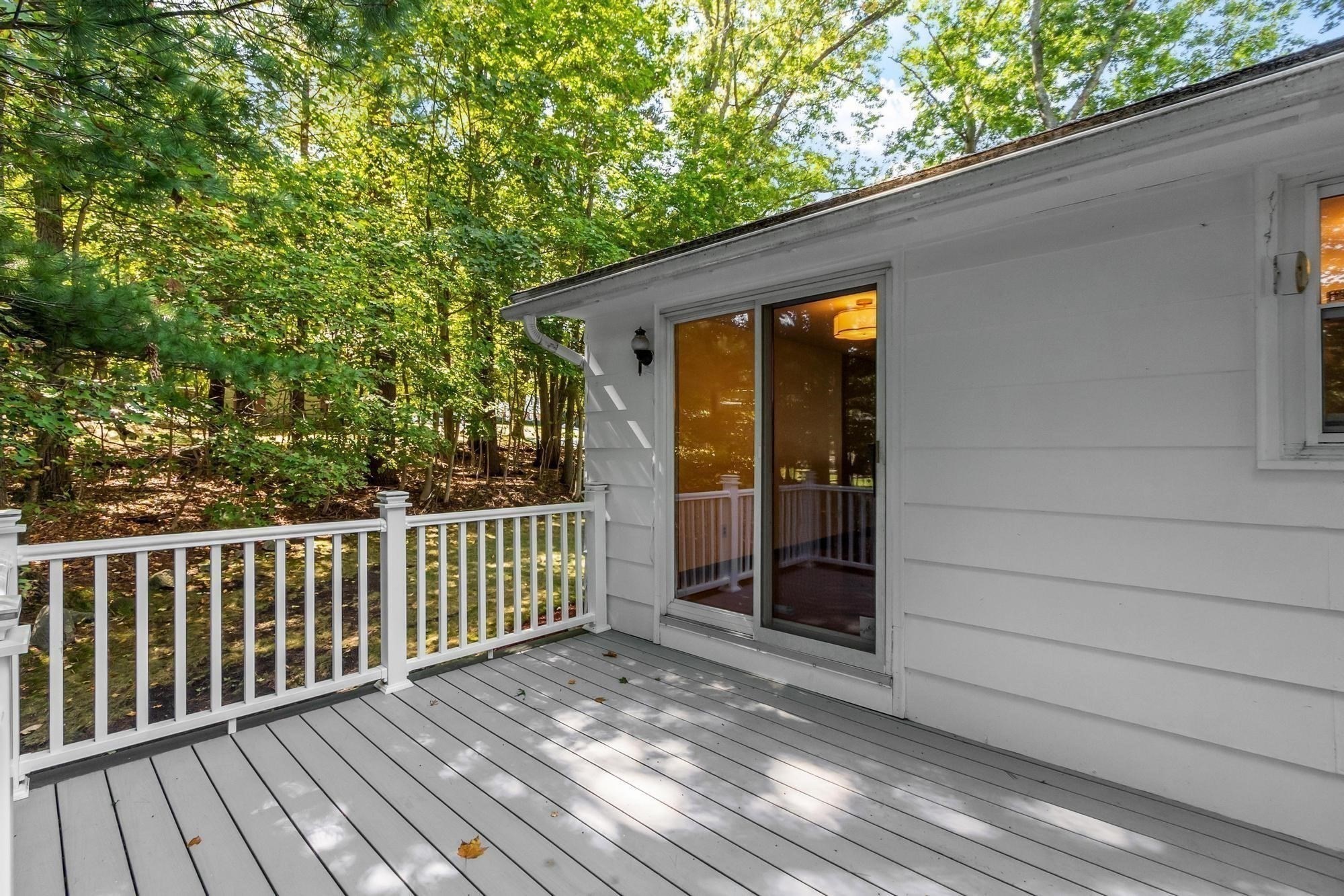 7 Gaywood Cir