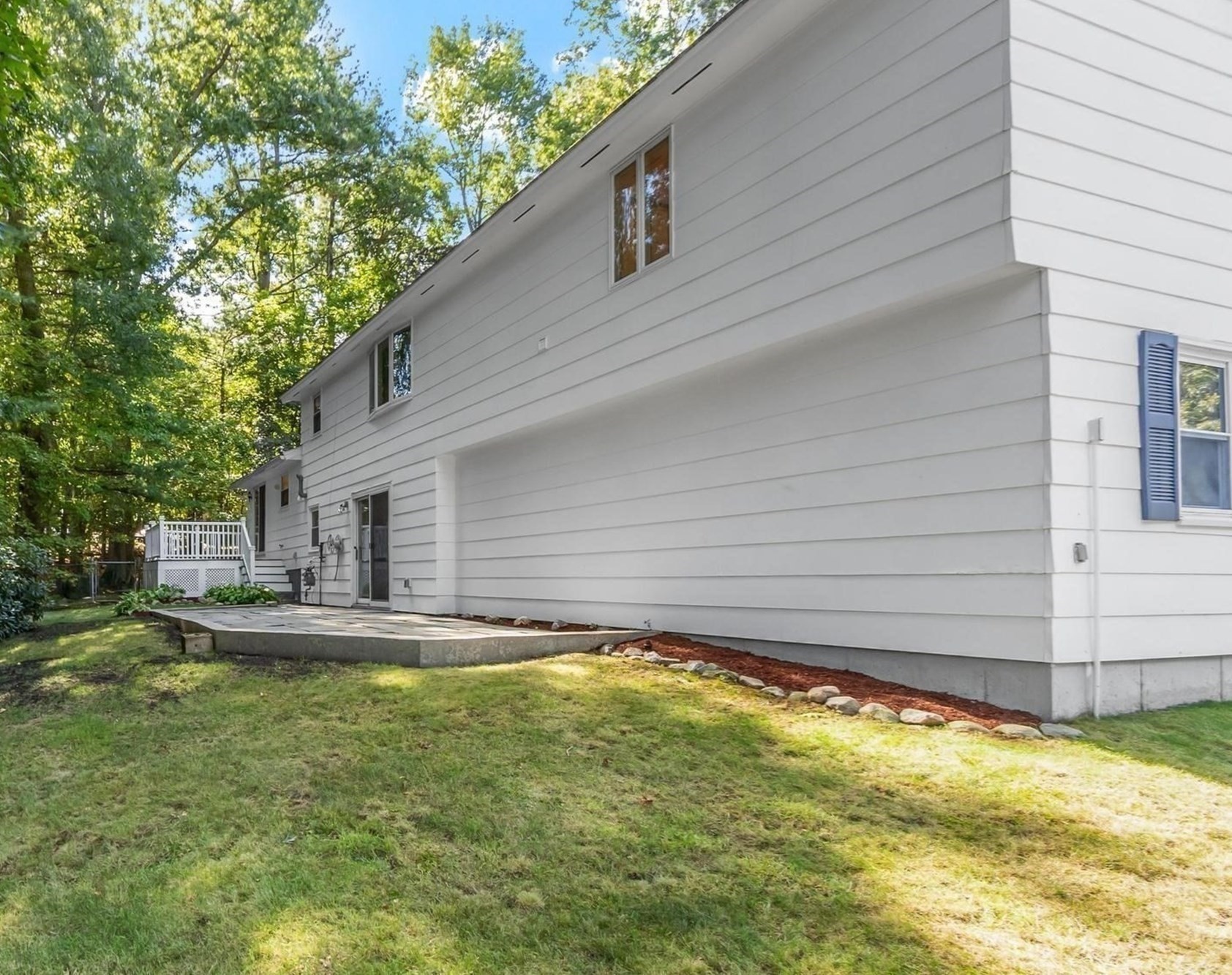 7 Gaywood Cir