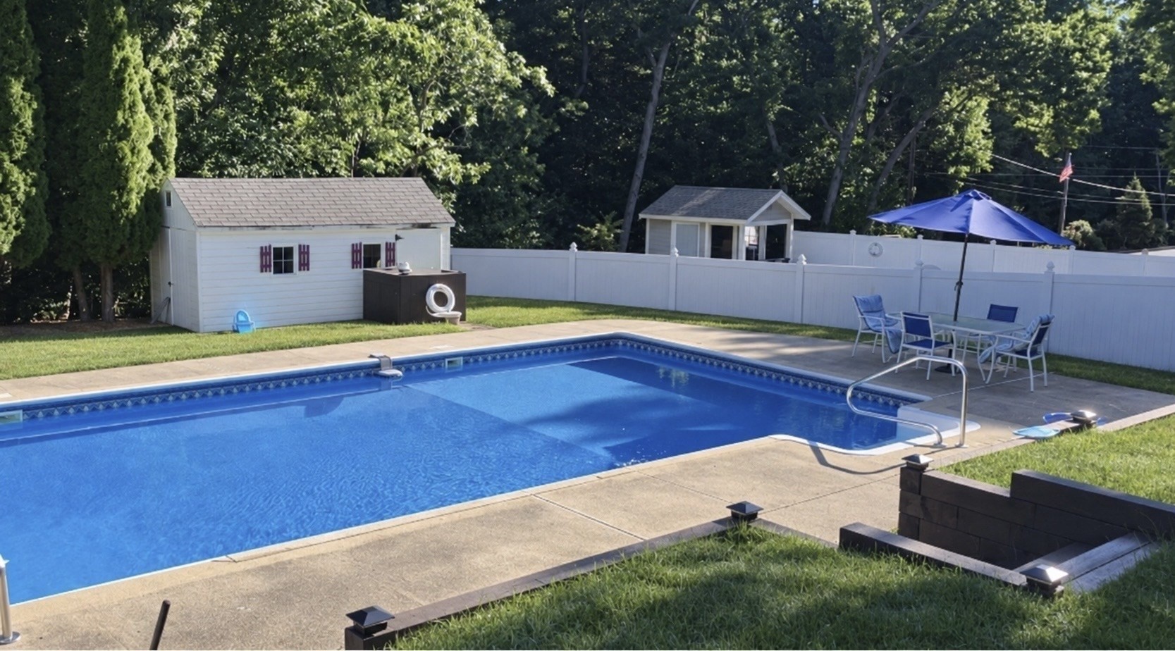 7 Gaywood Cir