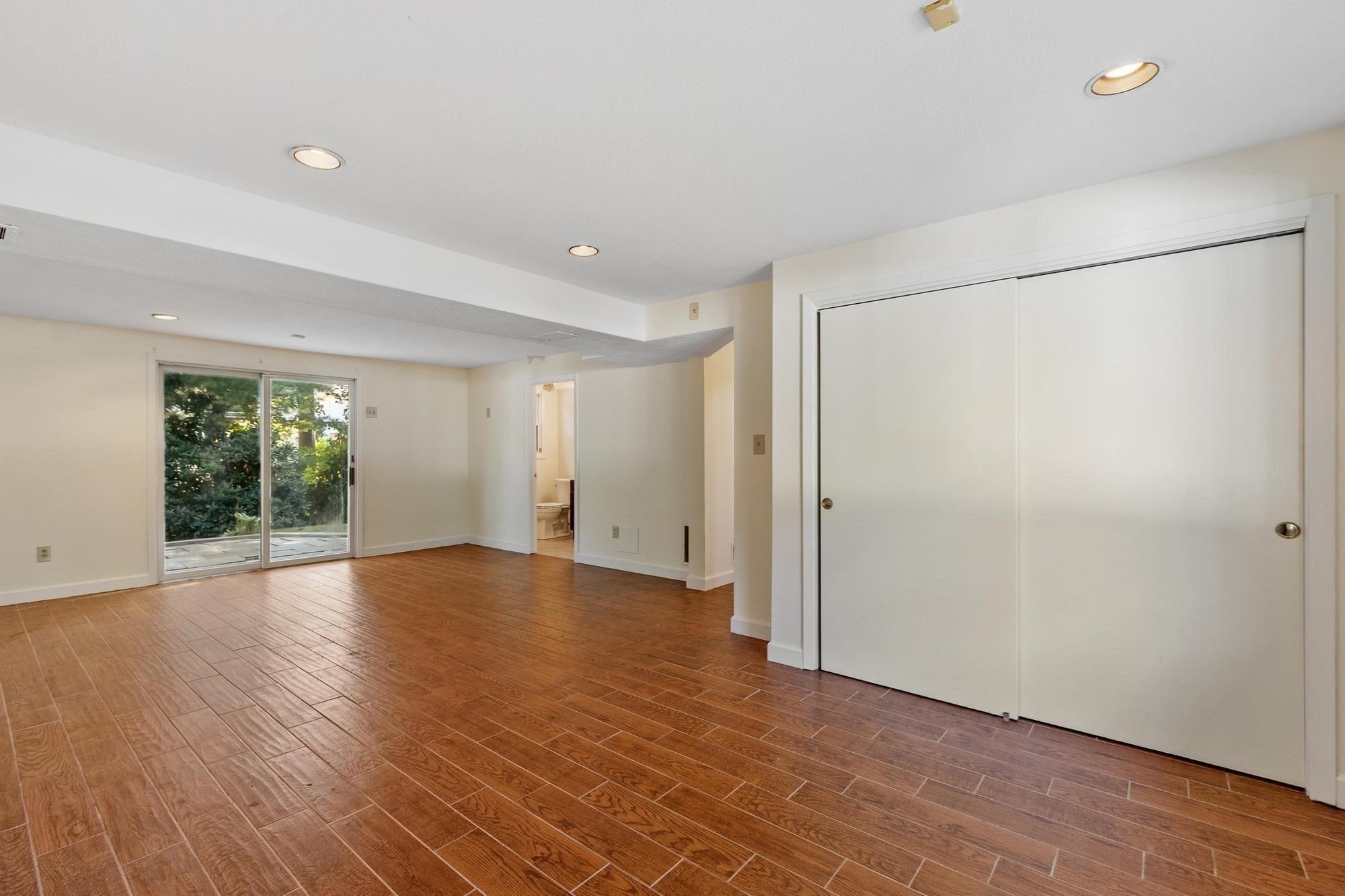 7 Gaywood Cir