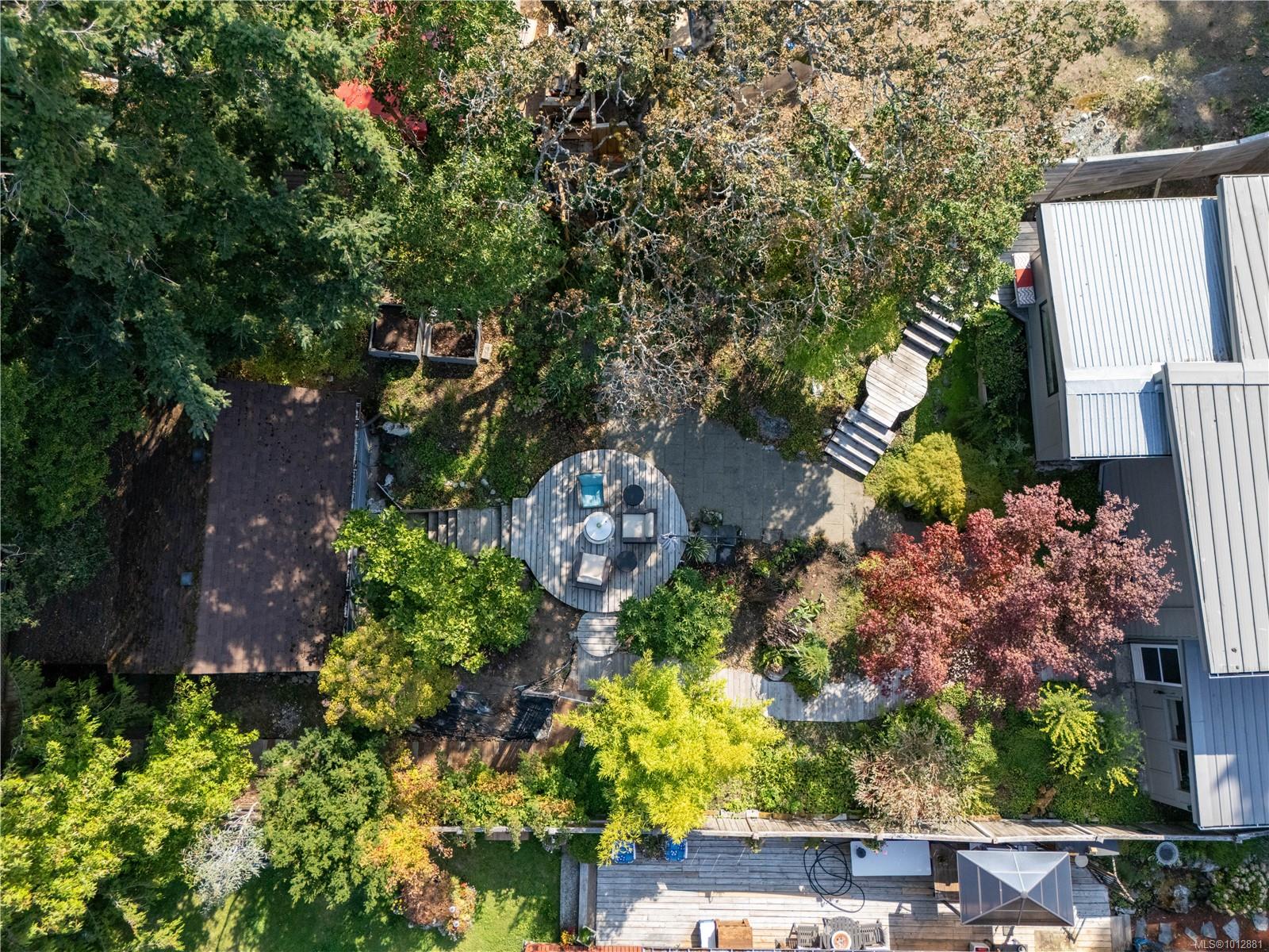 1376 Craigflower Rd