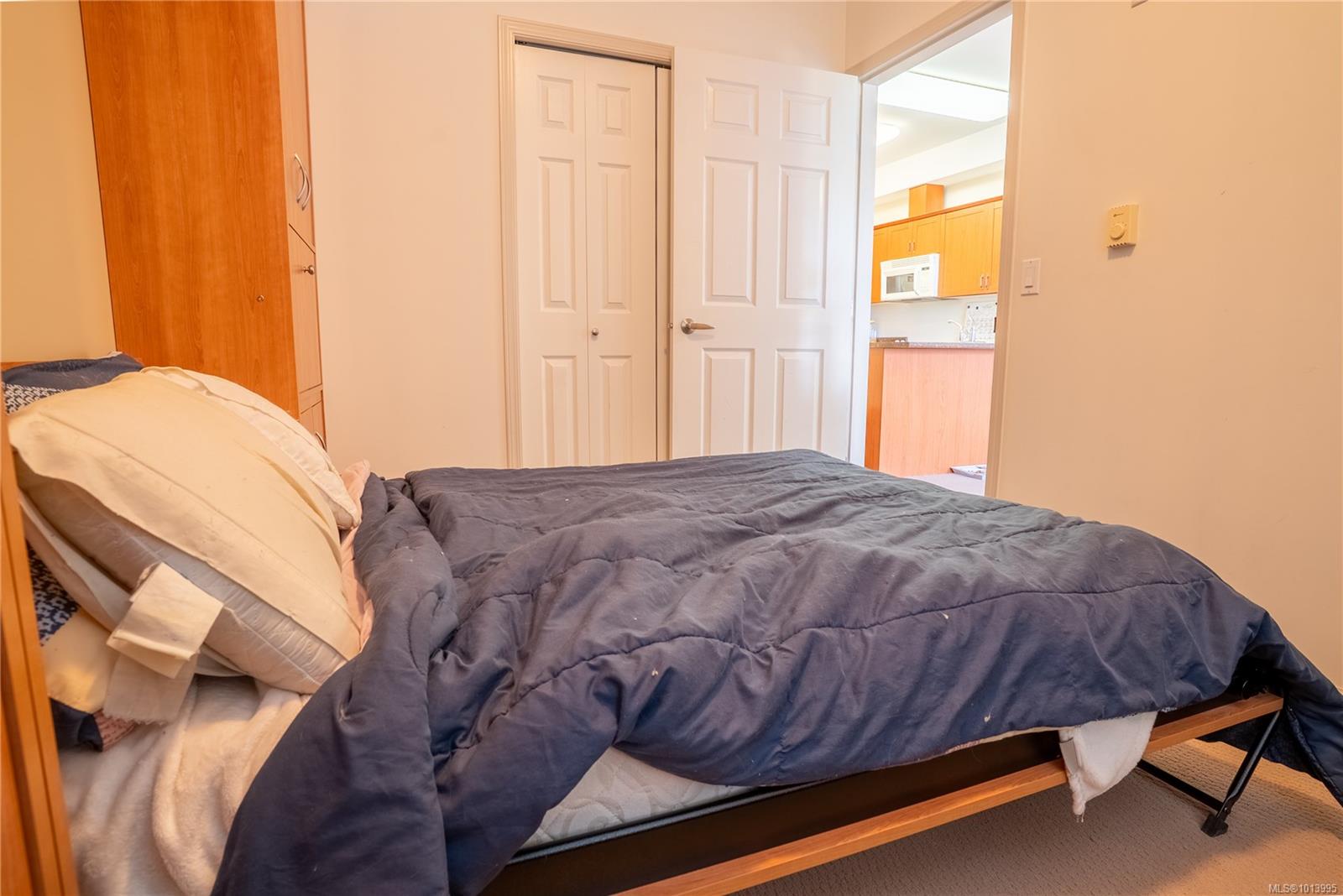 364 Goldstream Ave # 402