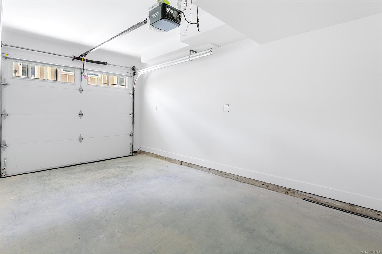 3907 Cedar Hill Rd Unit 8