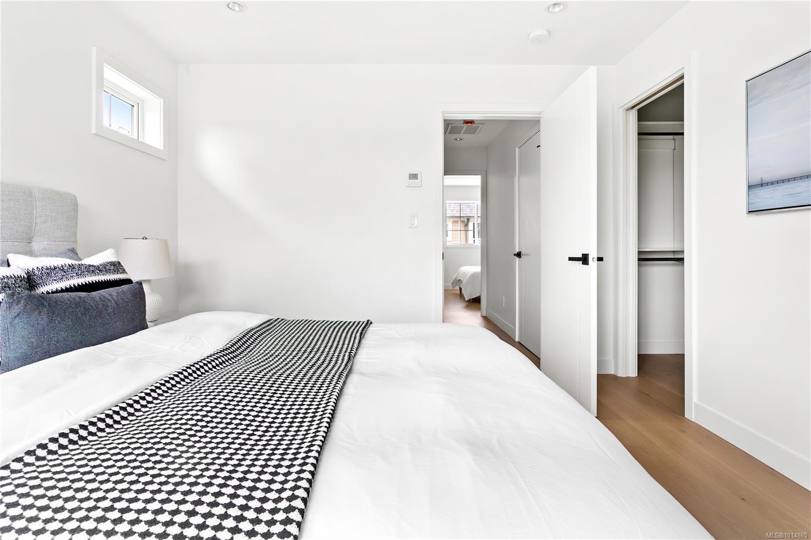 3907 Cedar Hill Rd Unit 8