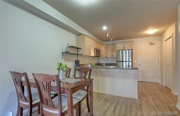 655 Goldstream Ave # 210