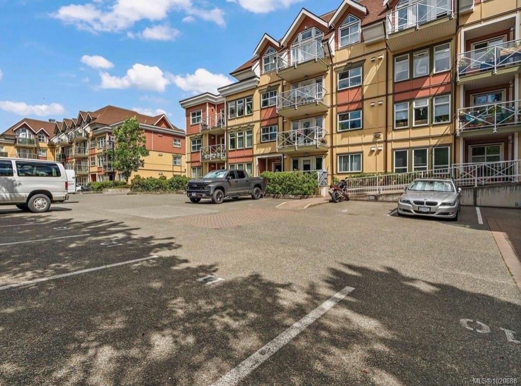 655 Goldstream Ave # 210