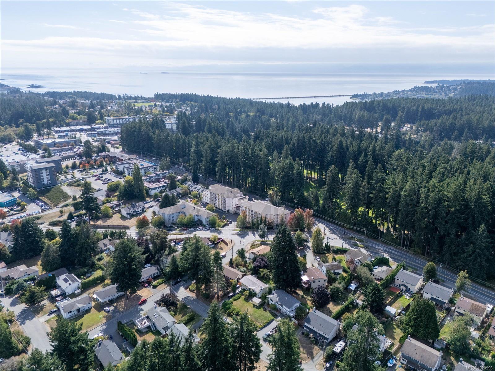 364 Goldstream Ave # 402