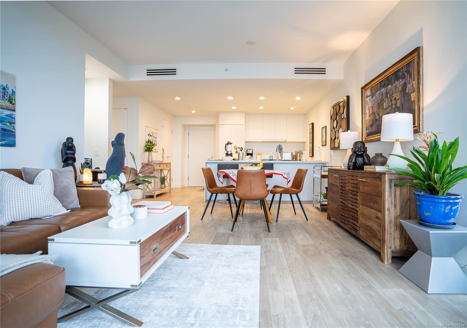 60 Saghalie Rd # 804