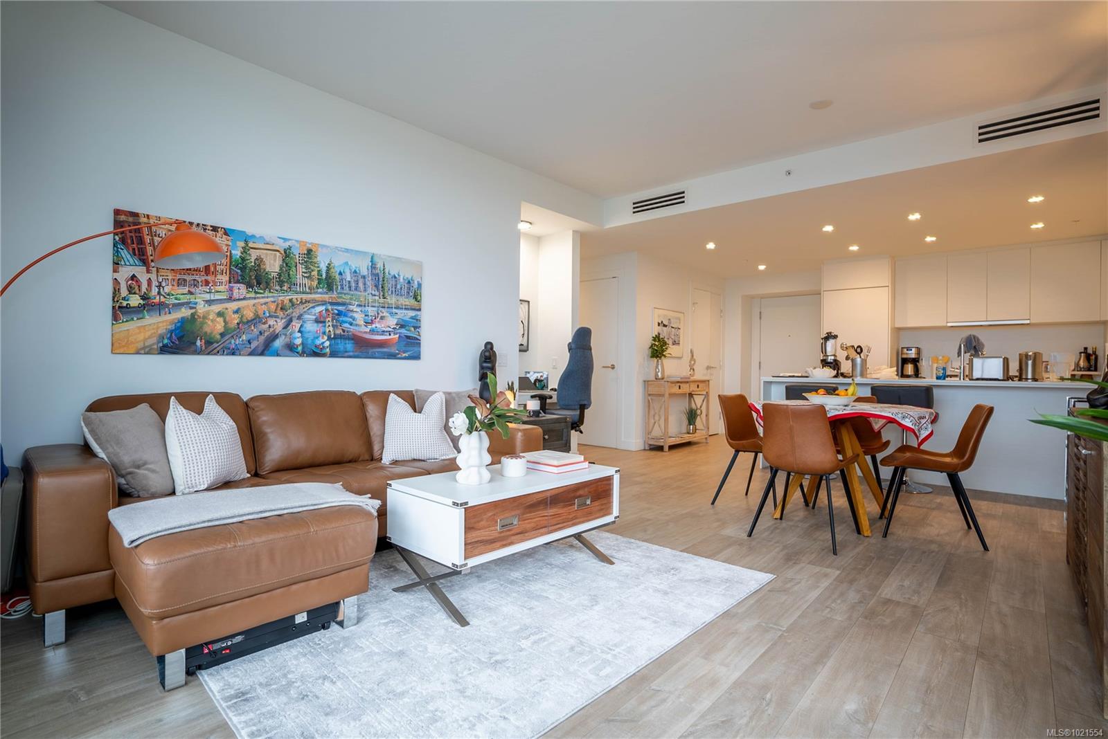 60 Saghalie Rd # 804