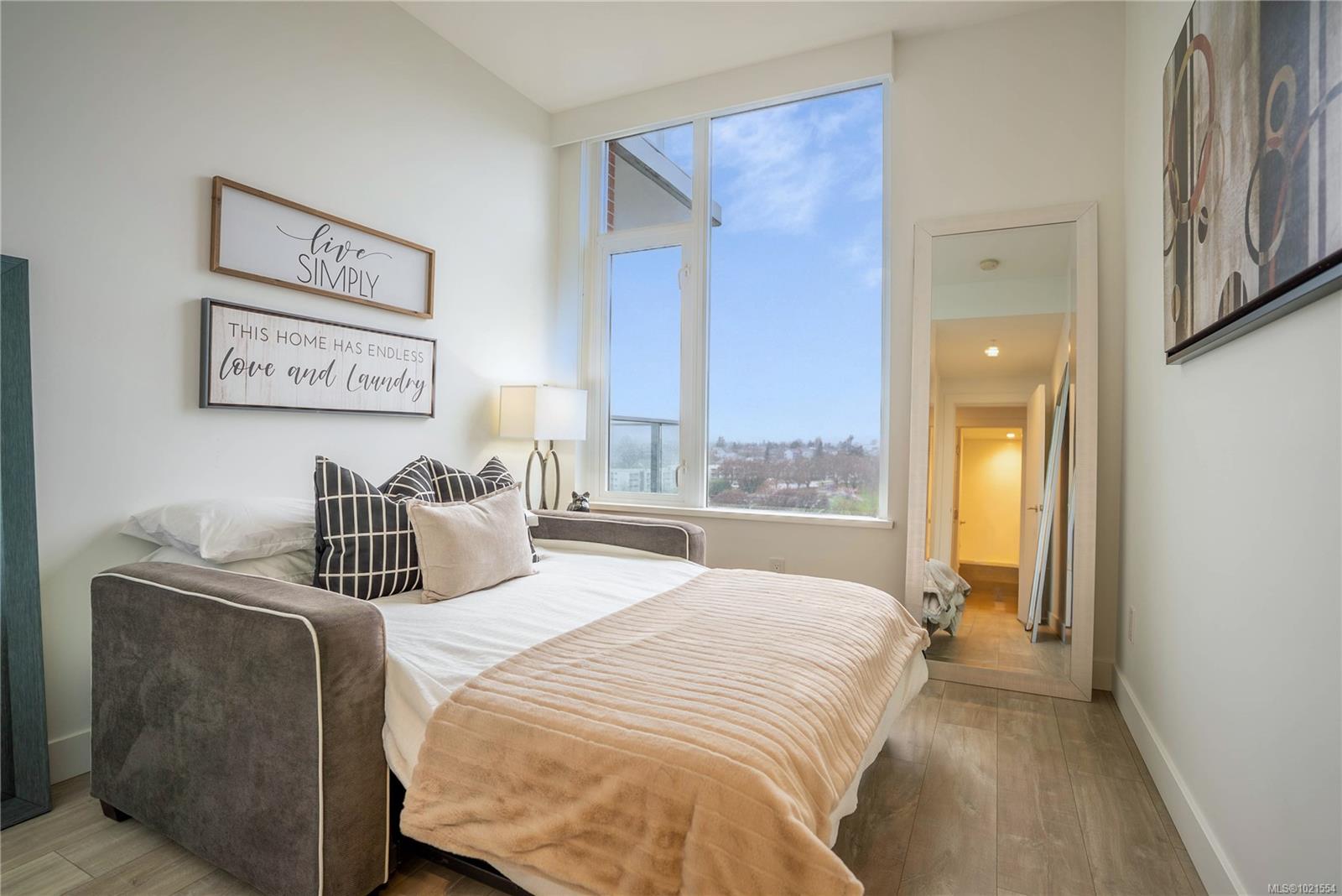 60 Saghalie Rd # 804