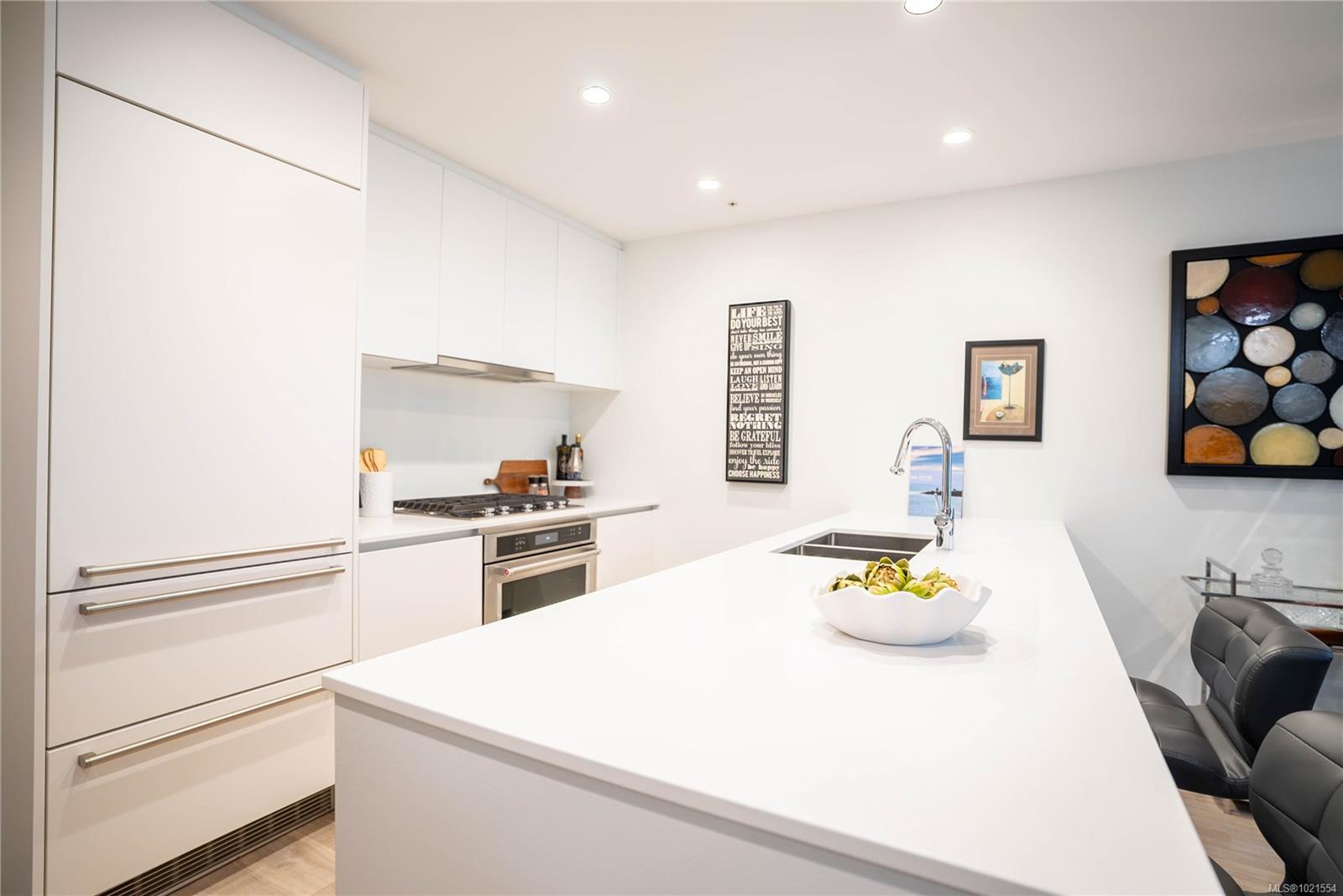 60 Saghalie Rd # 804