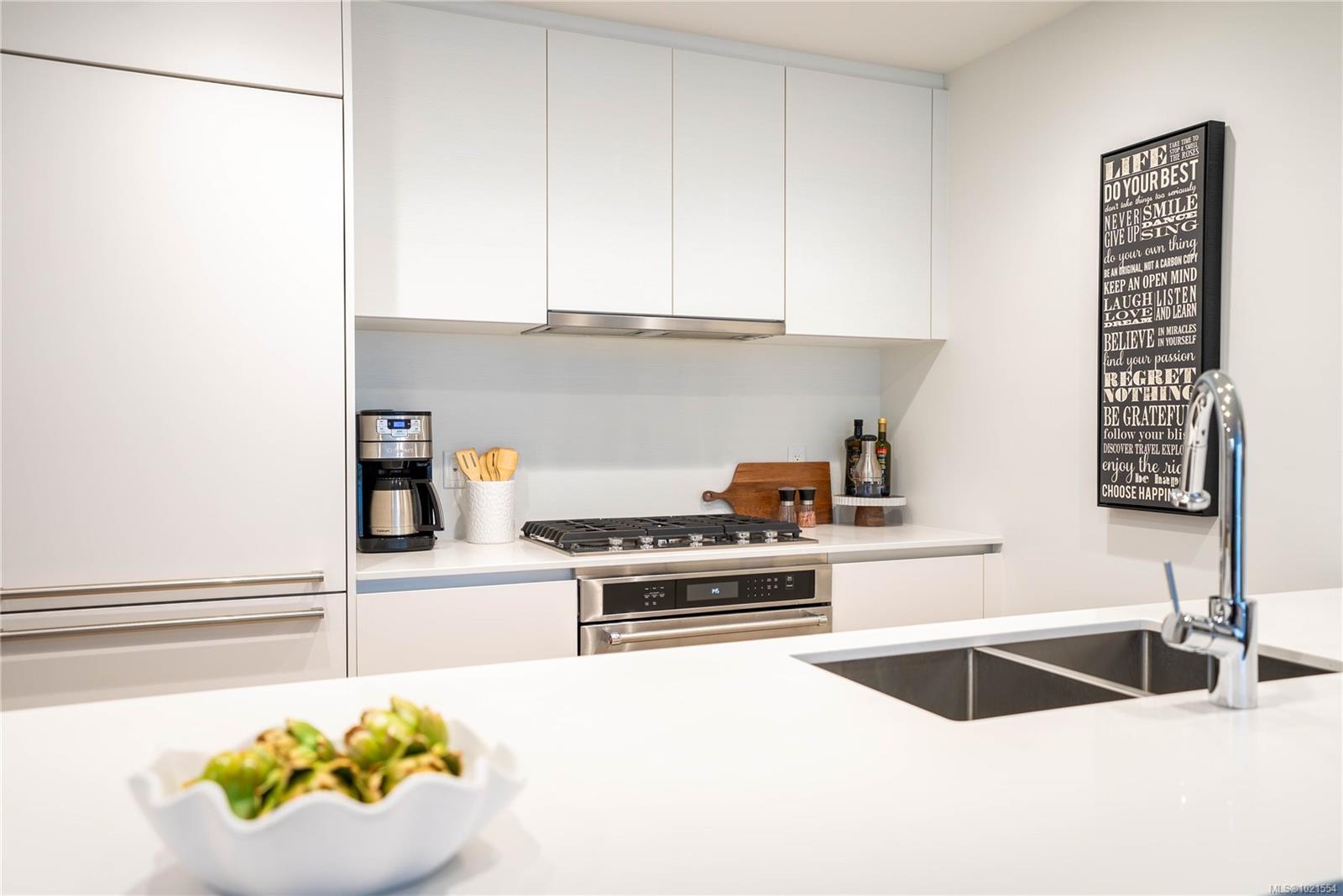 60 Saghalie Rd # 804