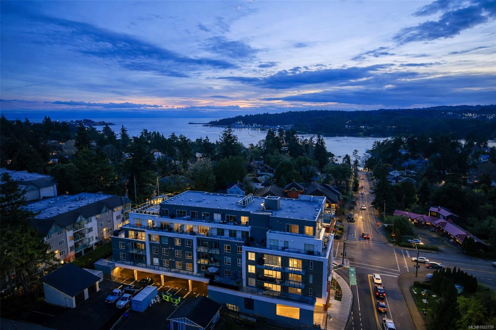 258 Helmcken Rd # 303