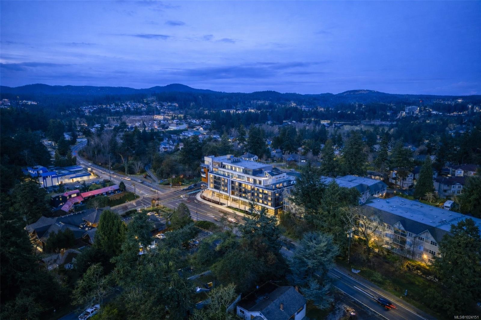 258 Helmcken Rd # 605