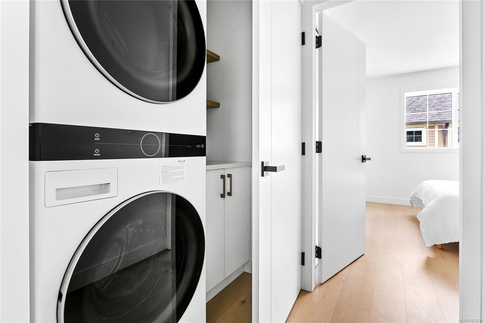 3907 Cedar Hill Rd # U10