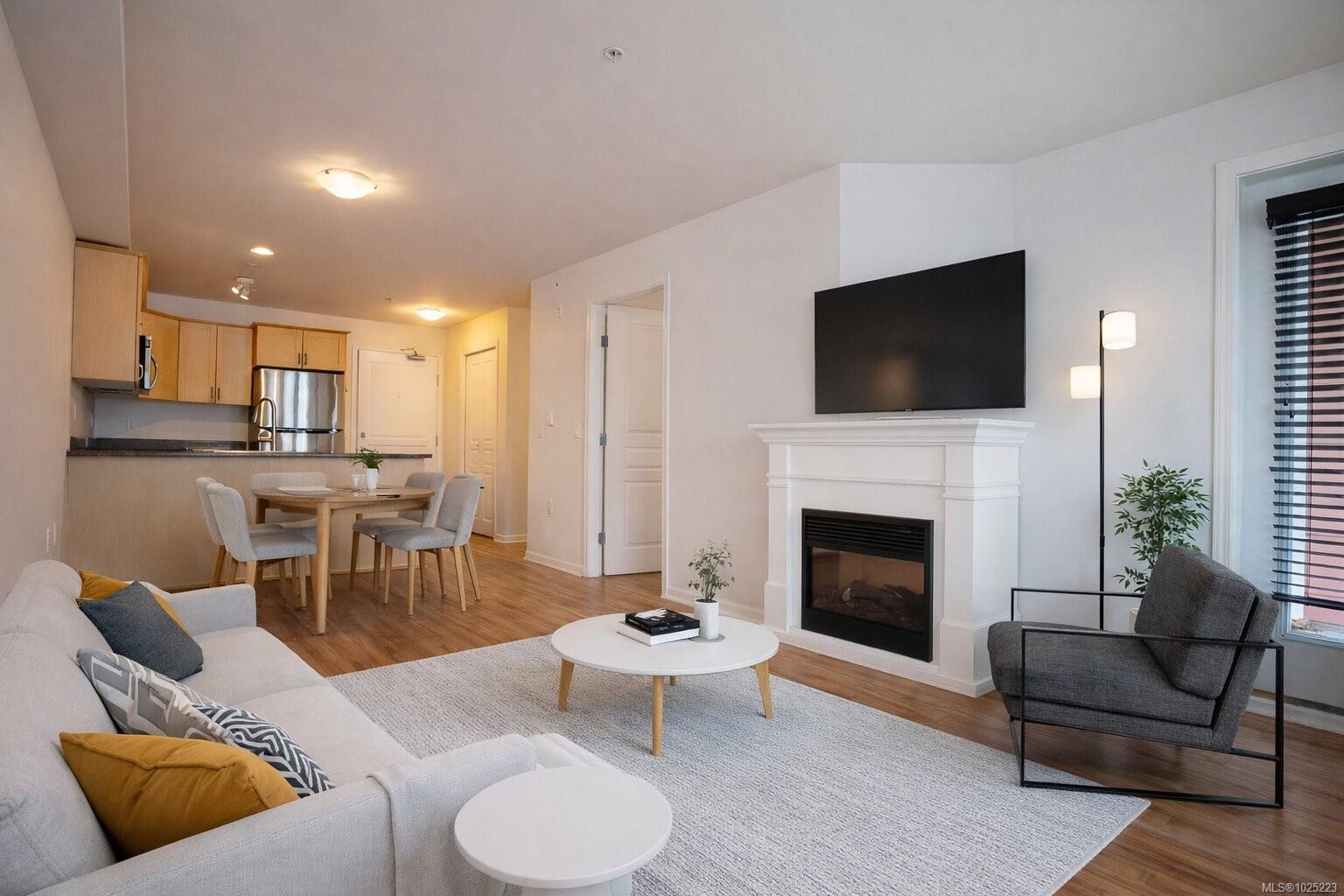 655 Goldstream Ave # 210