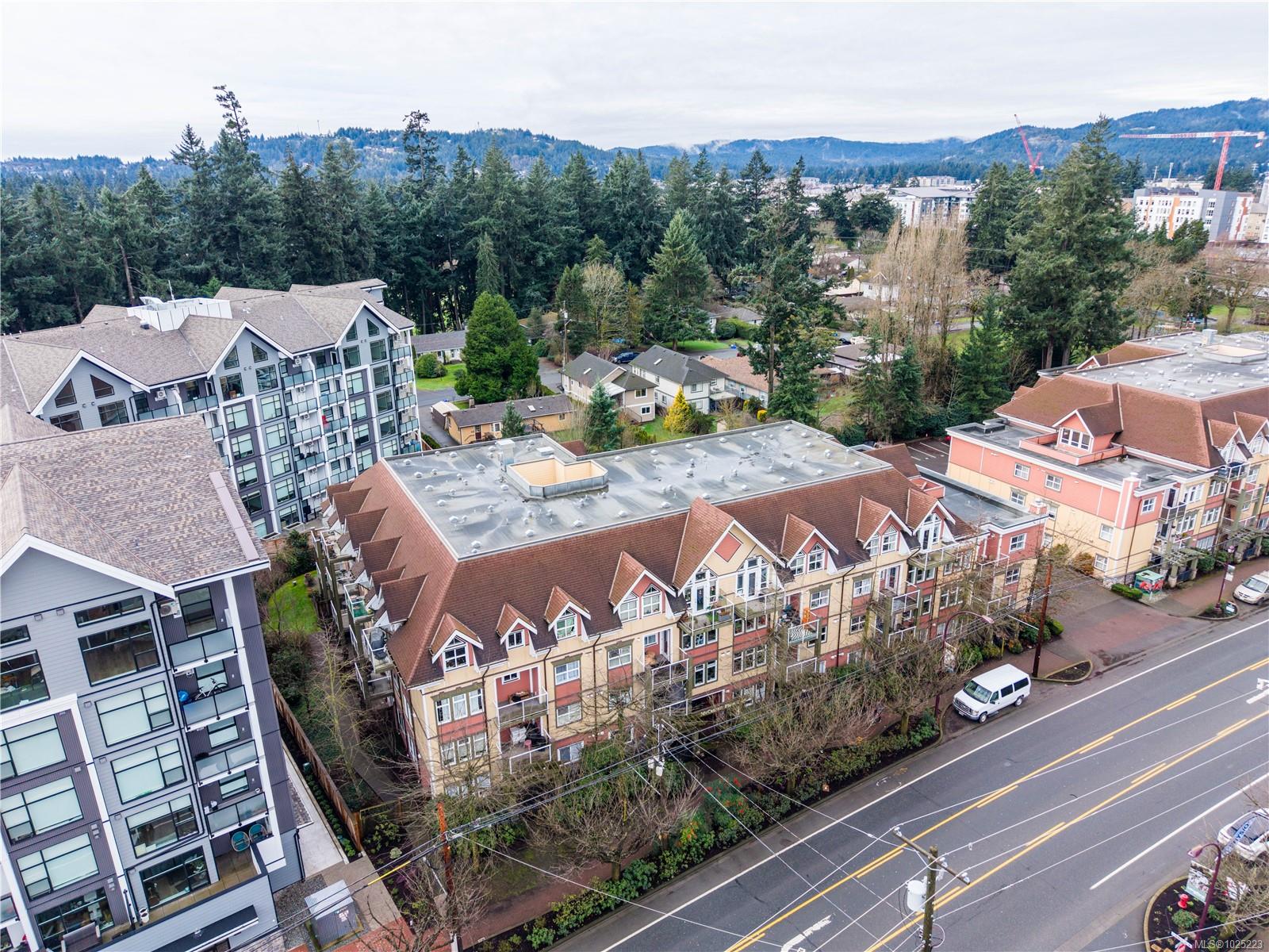 655 Goldstream Ave # 210