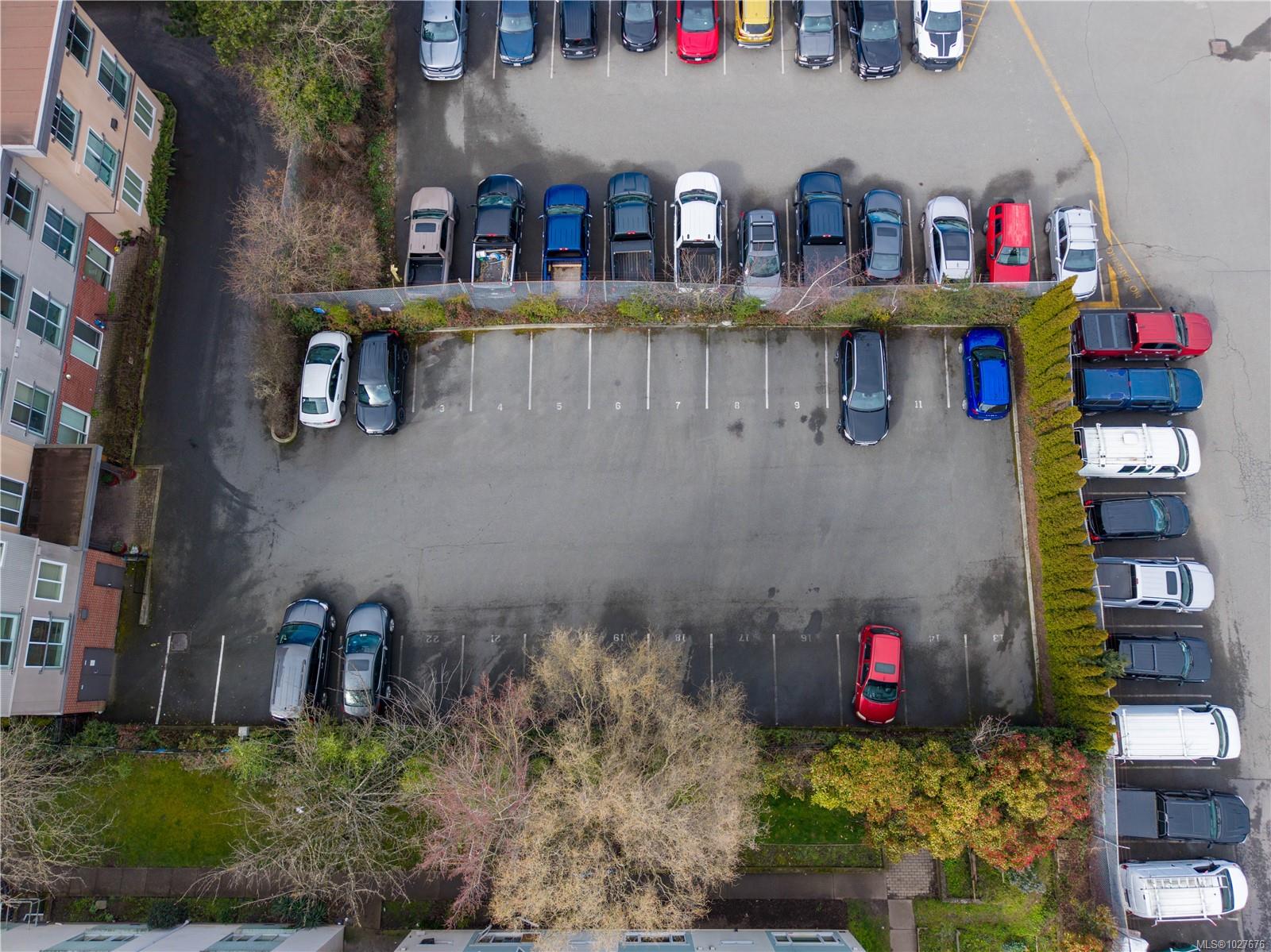 356 Gorge Rd E # 407