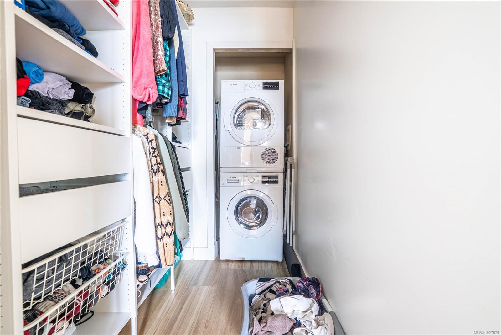 356 Gorge Rd E # 407