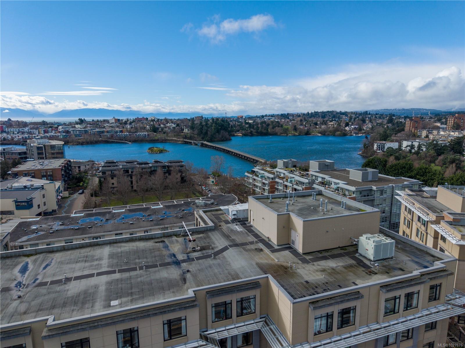 356 Gorge Rd E # 407