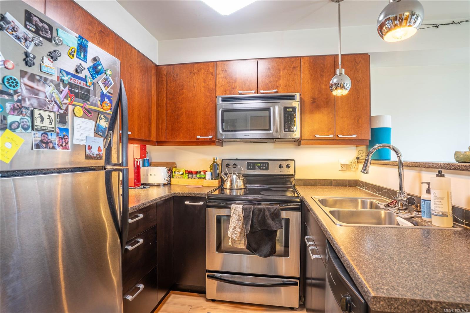 356 Gorge Rd E # 407