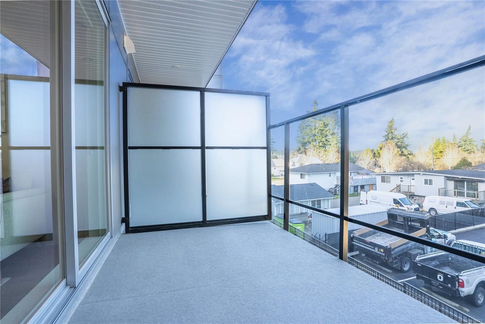 258 Helmcken Rd # 308