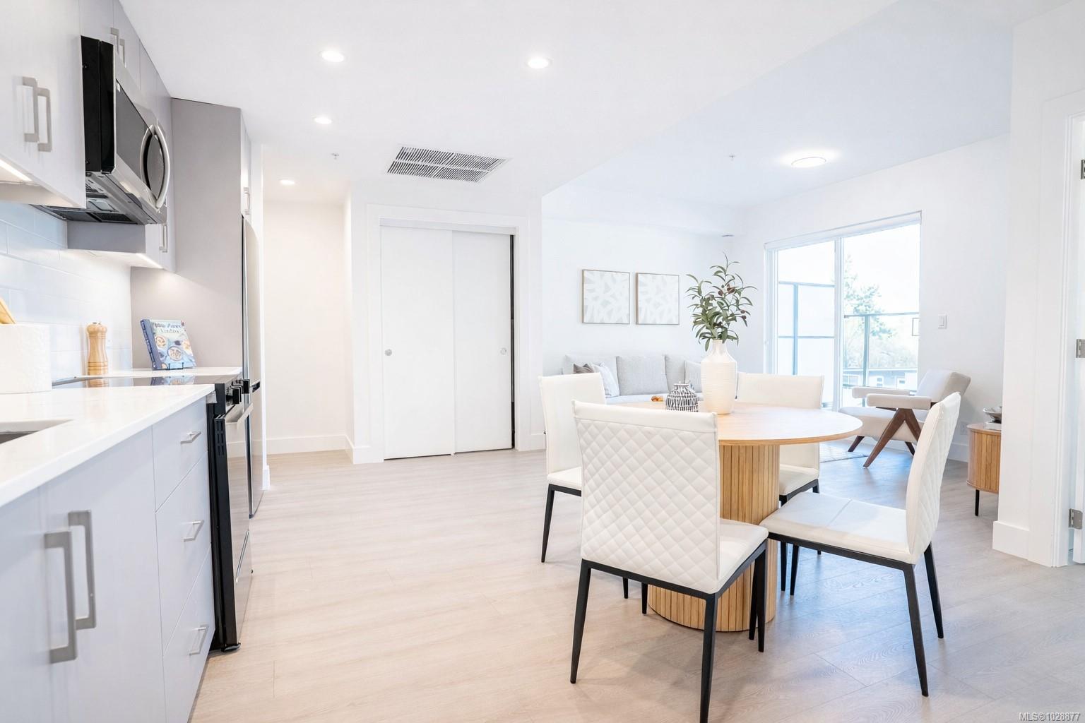 258 Helmcken Rd # 308