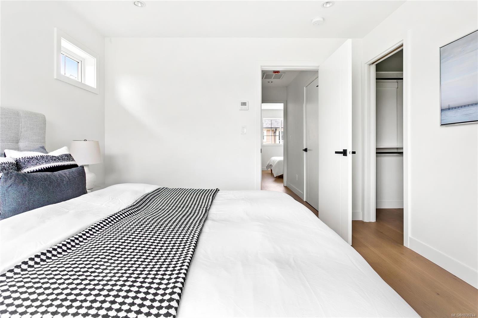 3907 Cedar Hill Rd # U8