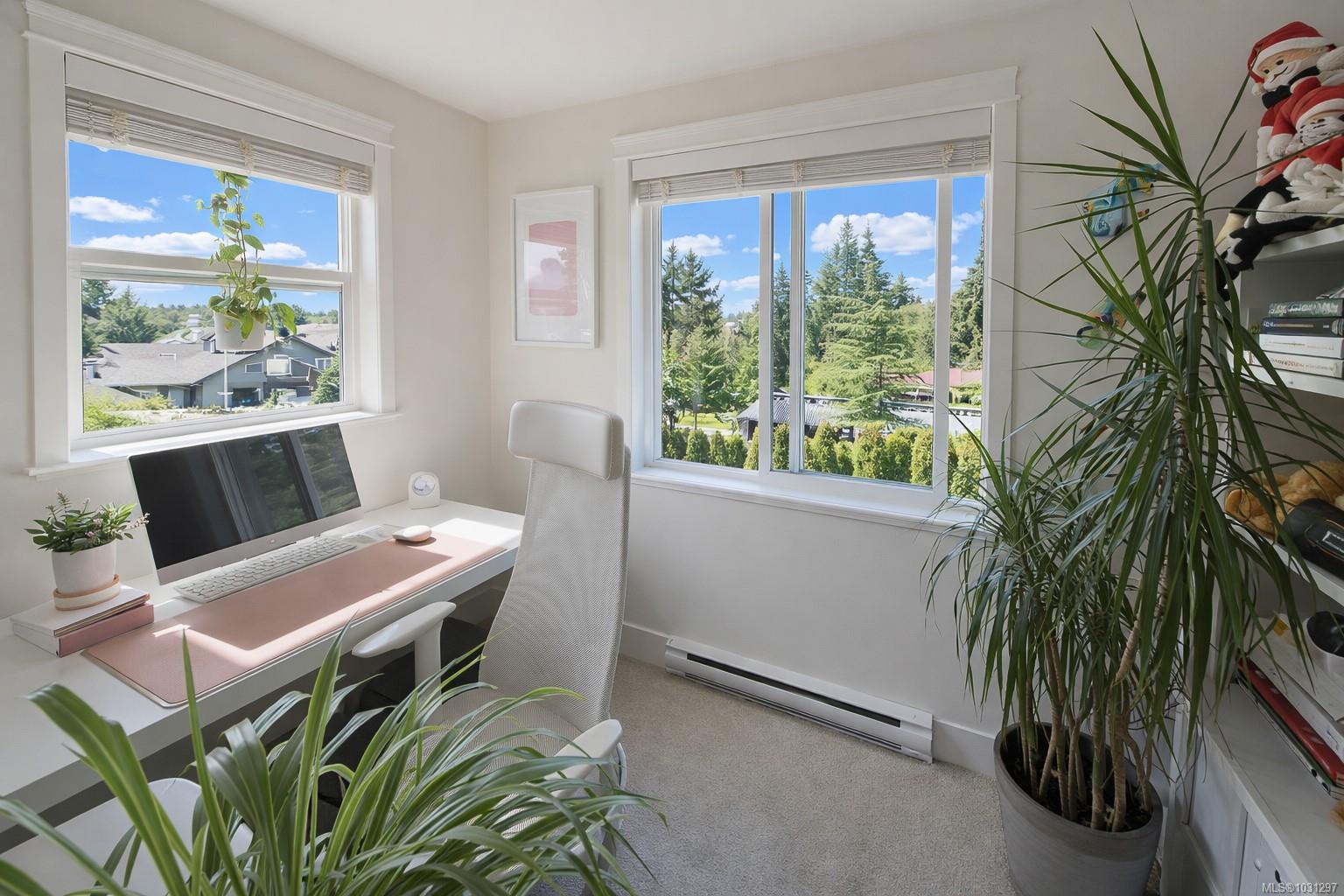 1924 Maple Ave S # 107