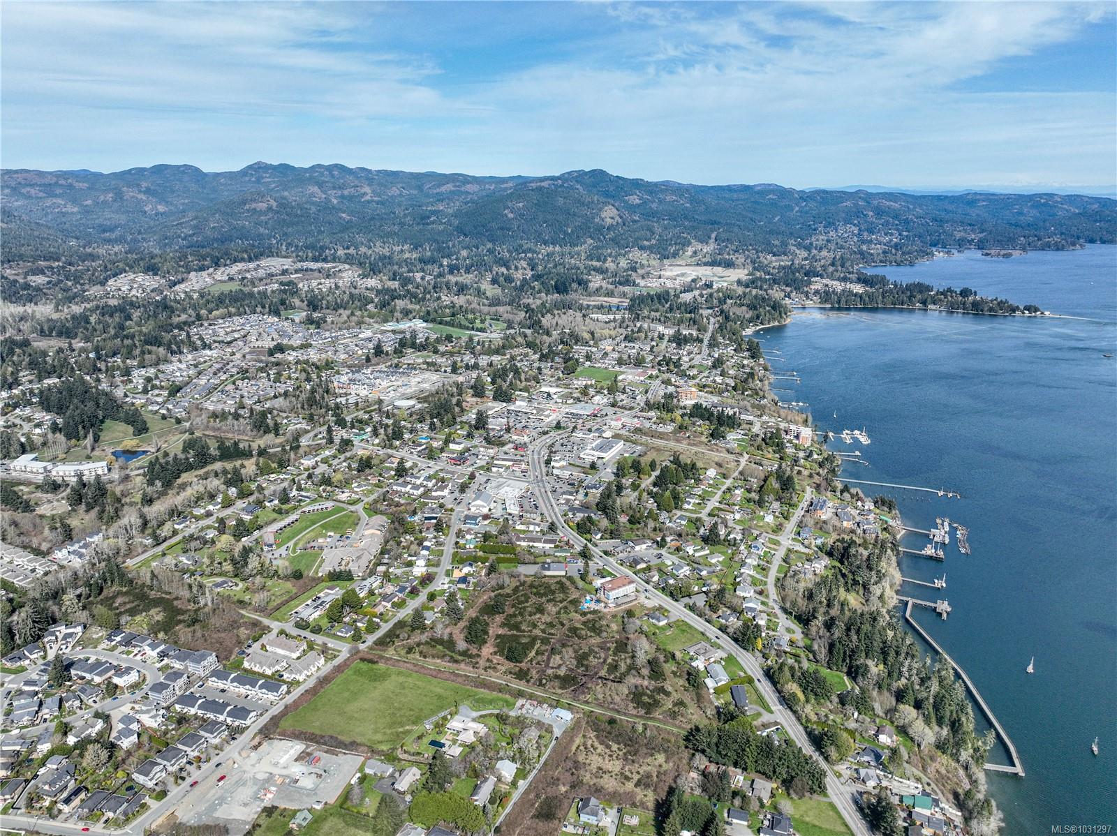 1924 Maple Ave S # 107