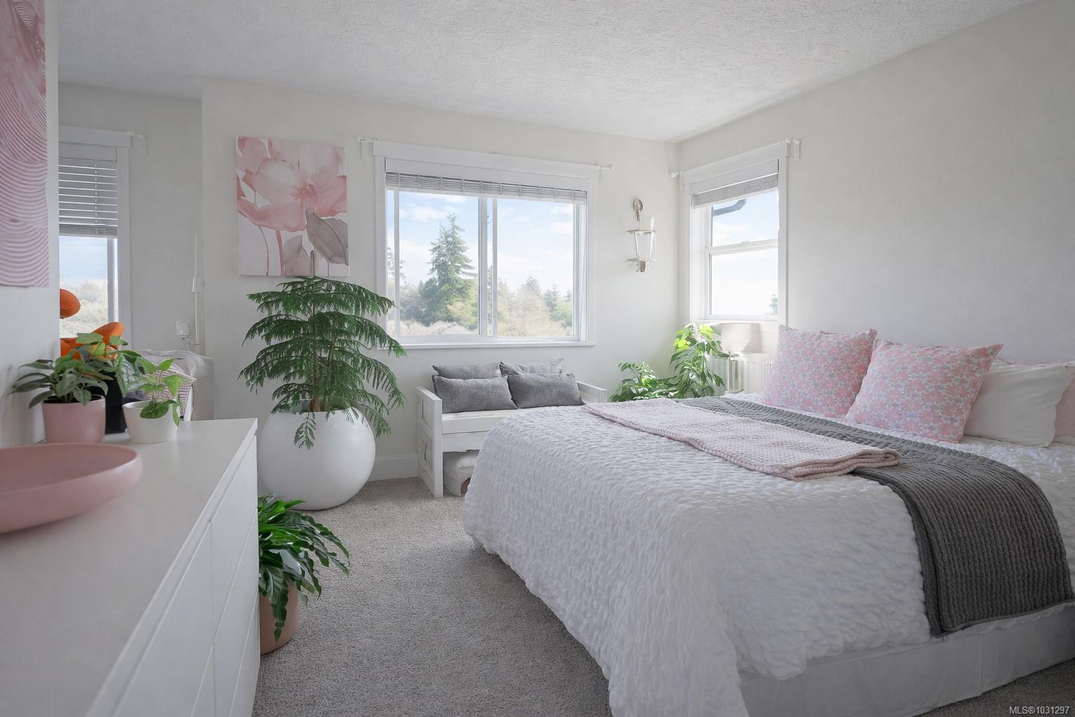 1924 Maple Ave S # 107