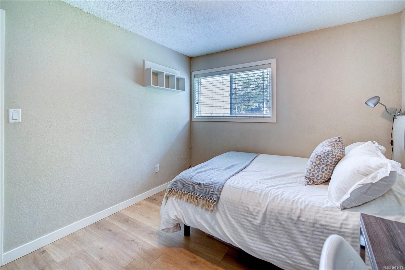 3800 Quadra St # 101