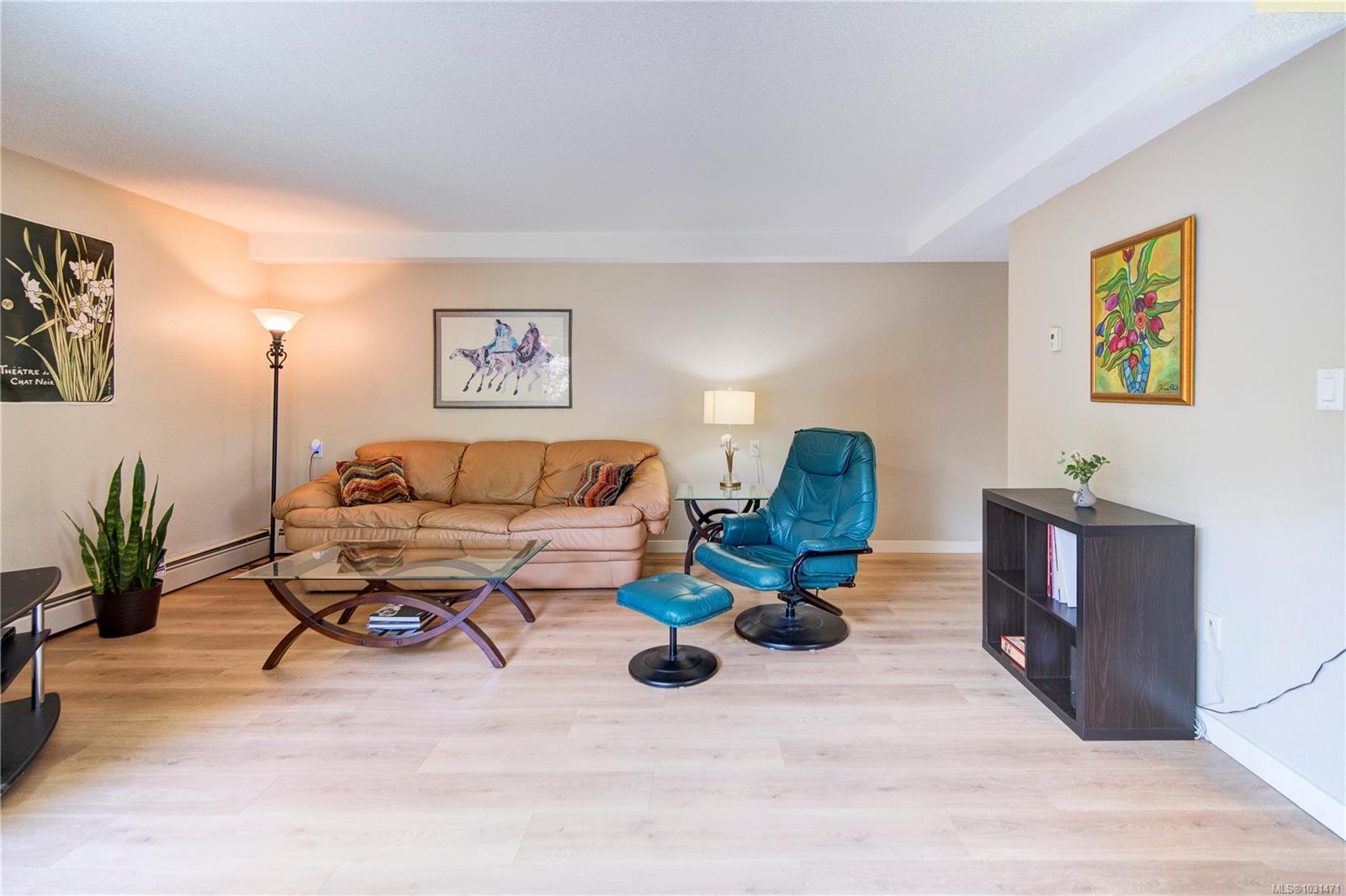 3800 Quadra St # 101