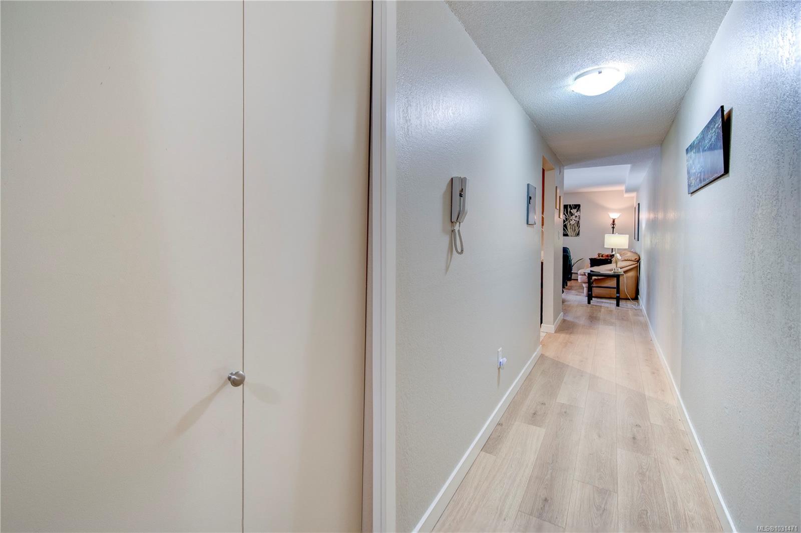 3800 Quadra St # 101