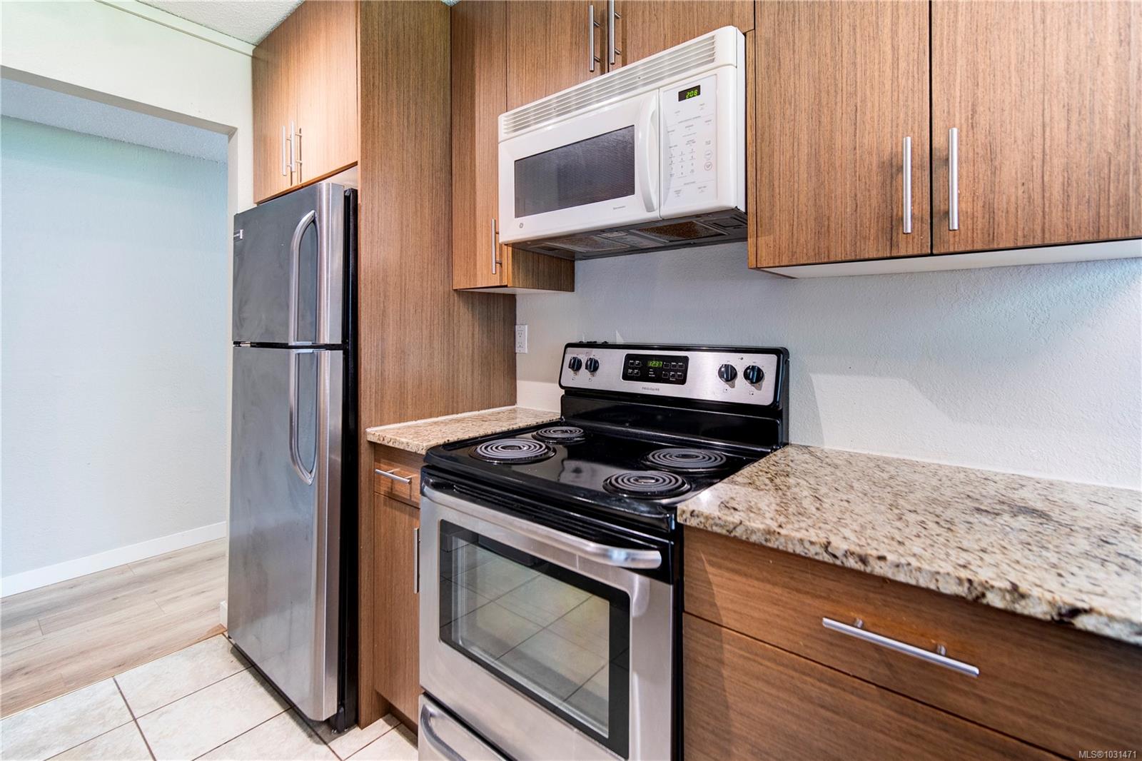 3800 Quadra St # 101
