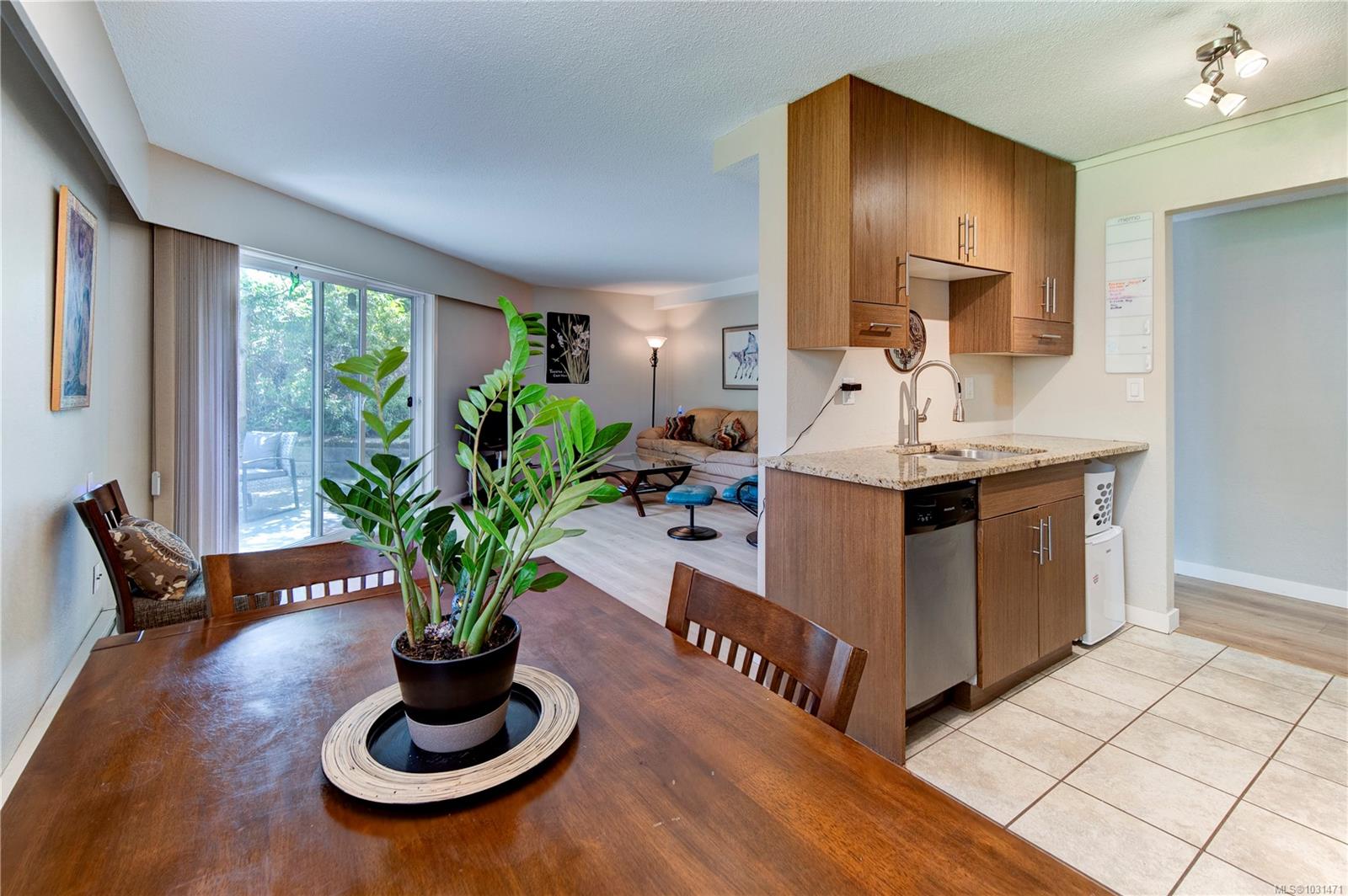 3800 Quadra St # 101