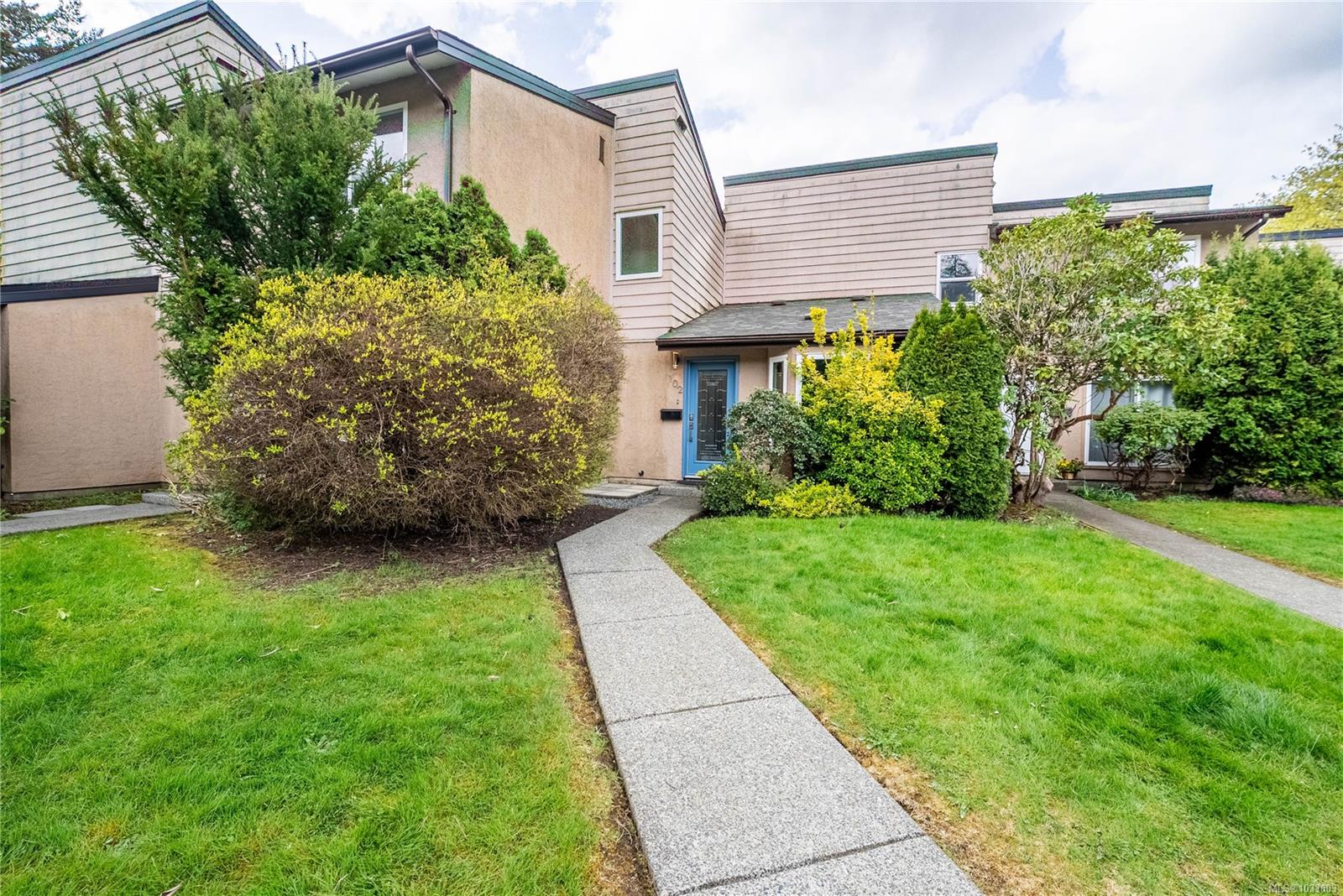 2860 Sooke Lake Rd # 102