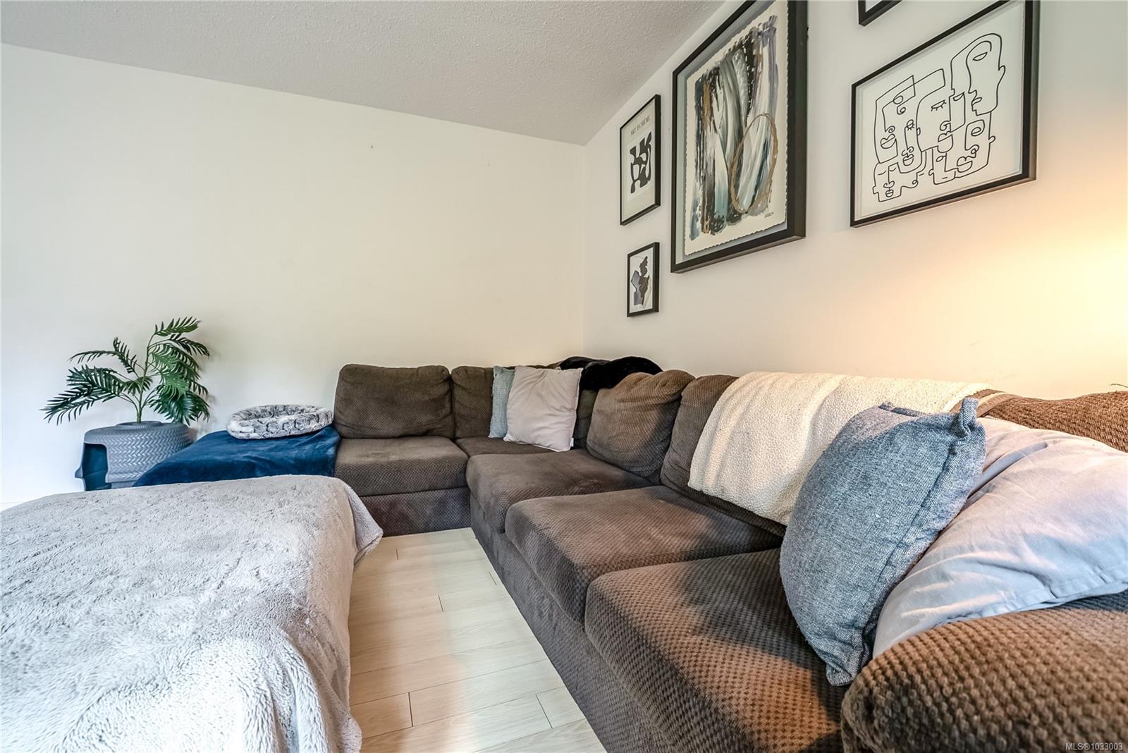 2860 Sooke Lake Rd # 102