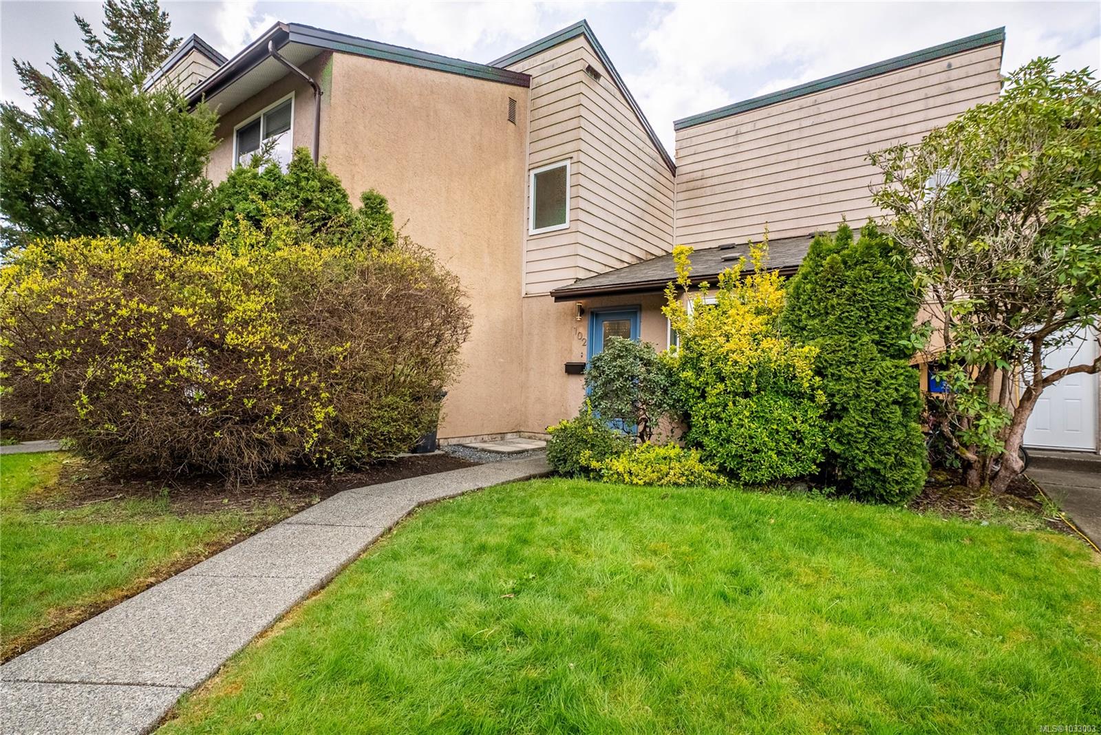 2860 Sooke Lake Rd # 102