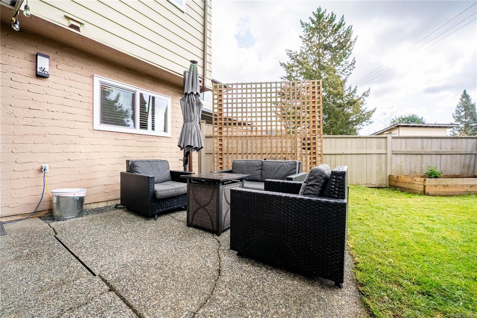 2860 Sooke Lake Rd # 102
