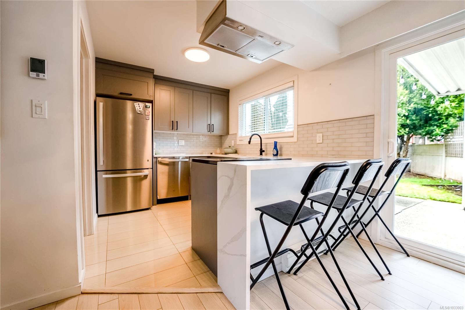 2860 Sooke Lake Rd # 102