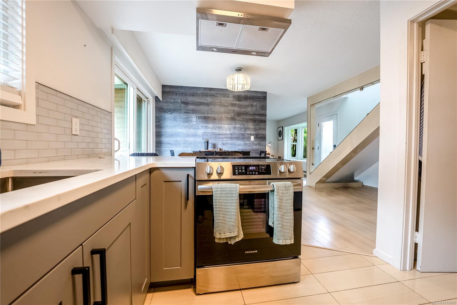 2860 Sooke Lake Rd # 102