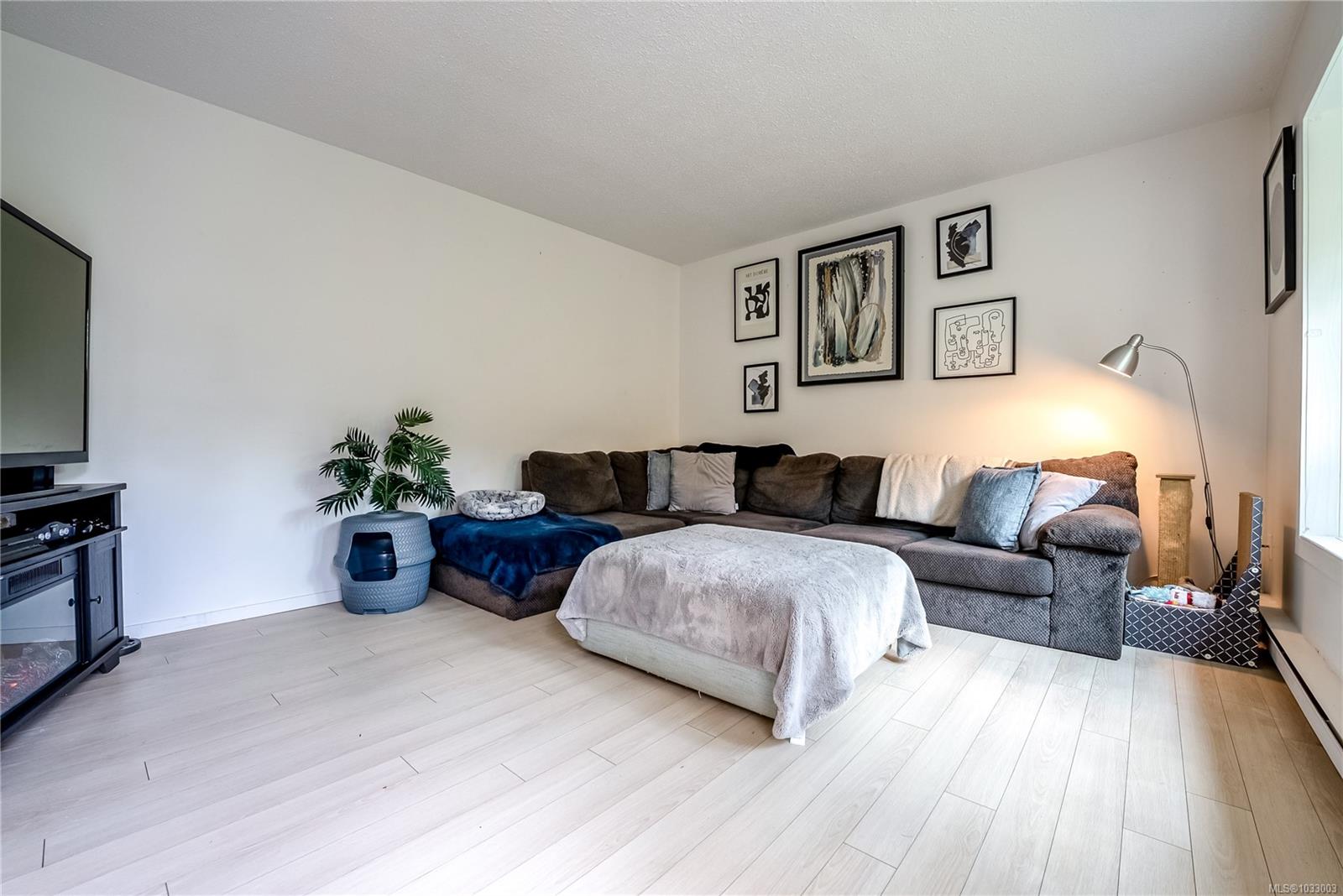 2860 Sooke Lake Rd # 102